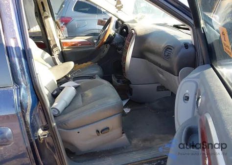 2005 Chrysler Town & Country Limited from USA, damaged, VIN 2C8GP64LX5R232148